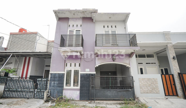 Rumah 2 Lantai di Bekasi 10 Menit ke Rs dan Terminal Hadap Selatan J34947