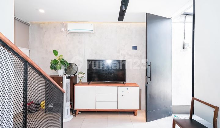 Rumah 2 LT SHM 5 Menit ke Gerbang Tol Margonda Dibantu KPR J-39001 Rumah 2 LT SHM 5 Menit ke Gerbang Tol Margonda Dibantu KPR J-39001
