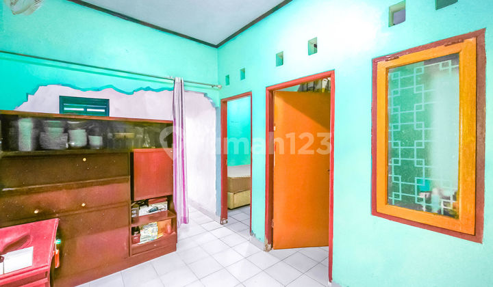 Rumah Strategis 10 menit ke RSUD Depok Timur Hadap Selatan J-37770 2