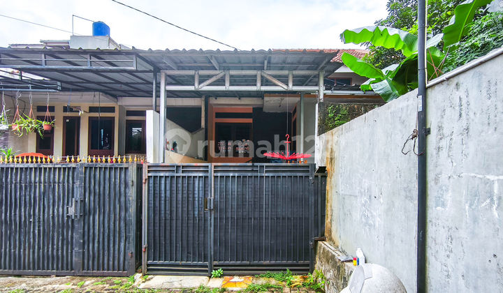 Rumah Terawat 2 KT Dekat Gerbang Tol Sentul Barat Dibantu KPR J-38135 Rumah Terawat 2 KT Dekat Gerbang Tol Sentul Barat Dibantu KPR J-38135