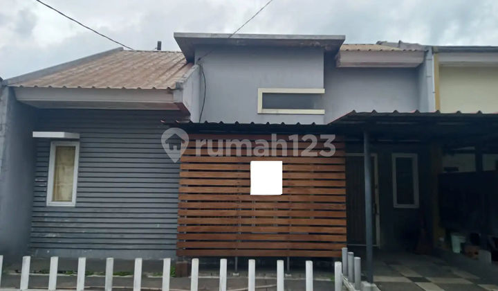 Rumah 1 Lt Terawat 12 Menit ke Rs Masmitra Jati Makmur Dibantu KPR J39717 Rumah 1 Lt Terawat 12 Menit ke Rs Masmitra Jati Makmur Dibantu KPR J39717