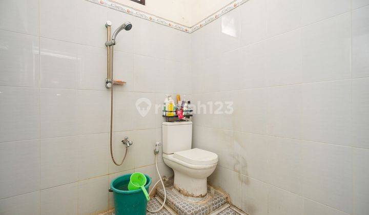 Rumah SHM 2 Lt Hadap Selatan 15 Mnt ke Living World Grand Wisata Bekasi J24392 2