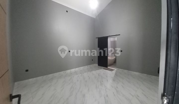 Rumah LT 170 Terawat 15 Menit ke RS Permata Depok SHM Siap Huni J34779 2