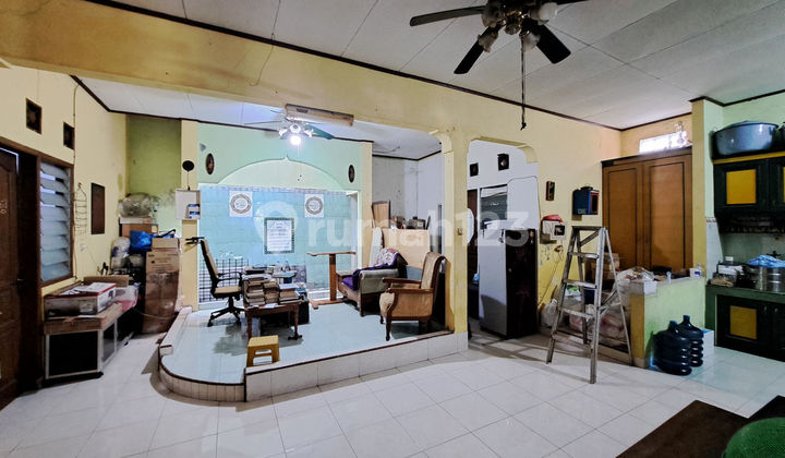 Rumah Strategis 10 Mnt ke Mall Paradise Walk Serpong Hadap Timur Siap KPR J-37467 2