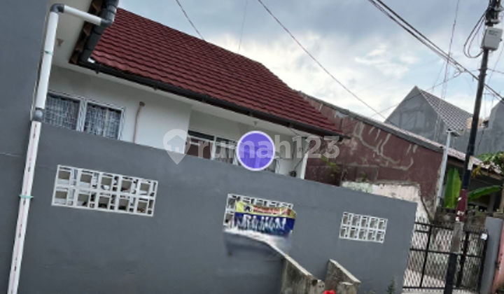 Rumah LT 193 SHM Siap Huni 15 Menit ke Mitra Keluarga Bekasi J-33389