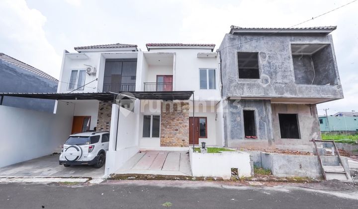 SHM 2-Story House Ready for KPR 4 Minutes to The Park Sawangan J-25062 SHM 2-Story House Ready for KPR 4 Minutes to The Park Sawangan J-25062