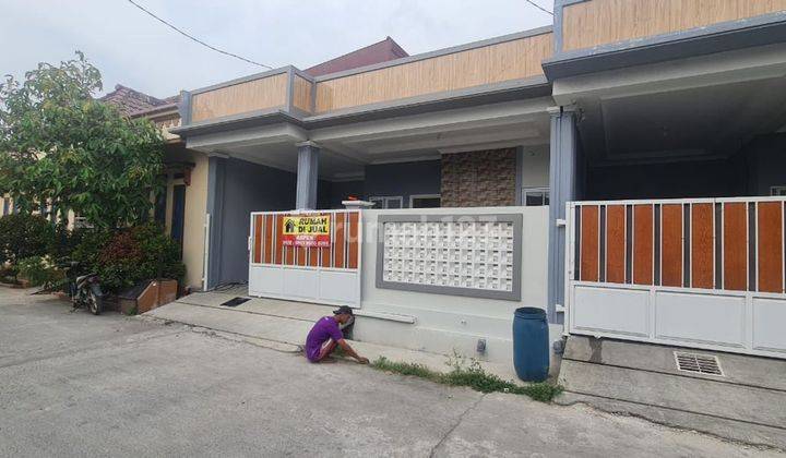 Rumah 15 menit ke Summarecon Mall Bekasi SHM Dibantu KPR J33933 Rumah 15 menit ke Summarecon Mall Bekasi SHM Dibantu KPR J33933