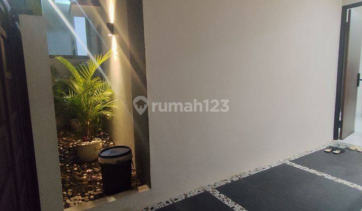 Rumah Minimalis Modern Dekat BSD 10 Menit ke Stasiun Siap Huni J-31392 2