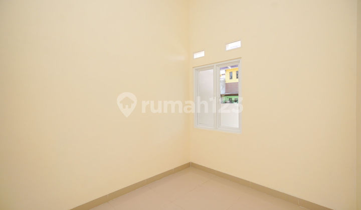 Rumah SHM Hadap Utara 15 Mnt ke Primaya Hospital Bekasi Utara Siap KPR  J24573 2