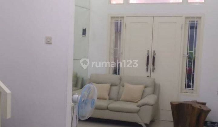 Rumah 2 Lantai di Bintaro 10 Menit ke Gerbang Tol Dibantu KPR J19520 2