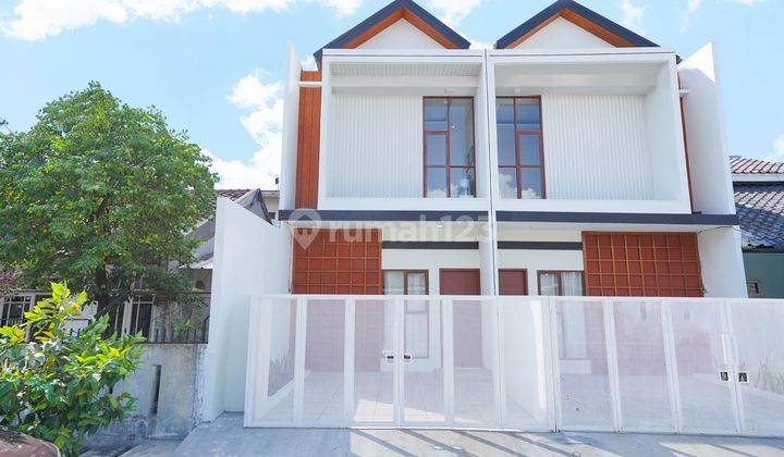 Rumah Dijual 2 Lantai Jalan Alpukat Harapan Indah Bekasi, Nego 1