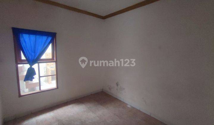 Rumah SHM 10 menit ke Stasiun Depok Harga Nego Dibantu KPR J22027 2