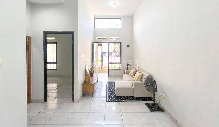 Rumah Minimalis SHM 10 Menit ke Stasiun Sudimara Dibantu KPR J26297 2