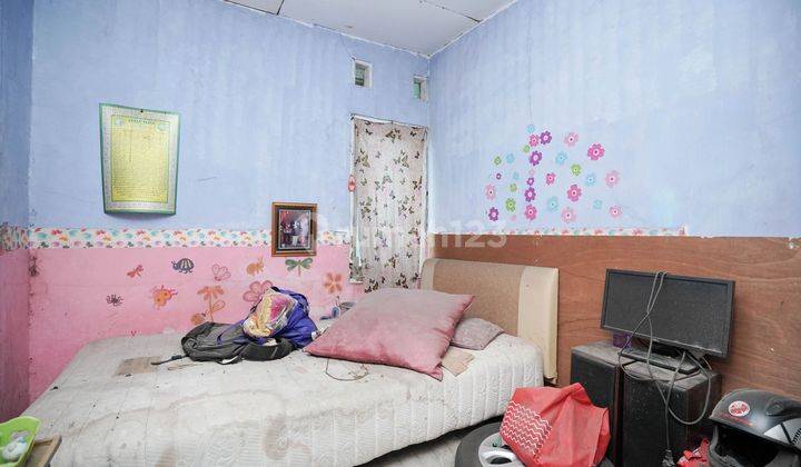 Rumah Luas Hadap Timur 15 menit ke Gerbang Tol Bekasi Timur 2 Dibantu KPR J14188