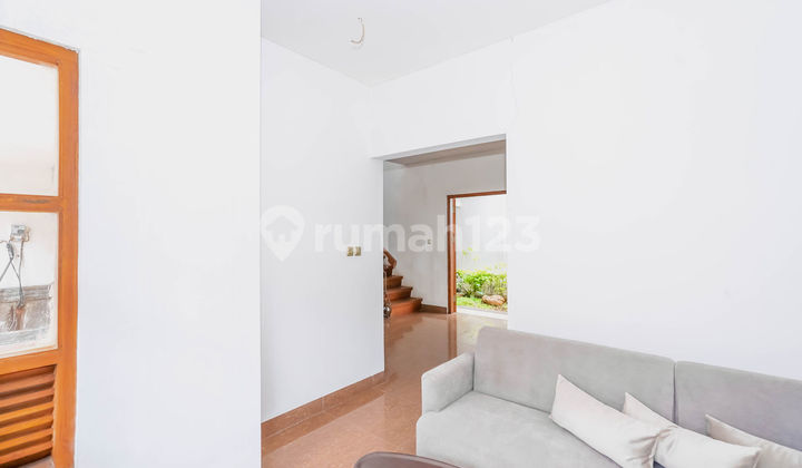 Rumah SHM Minimalis 15 Menit ke Gerbang Tol Margonda 3 Dibantu KPR J-30437 2