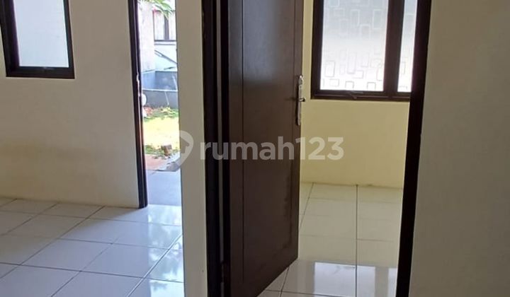 Rumah Minimalis Seken 10 Menit ke Metropolitan Mall Cibubur DP ringan J26618 2