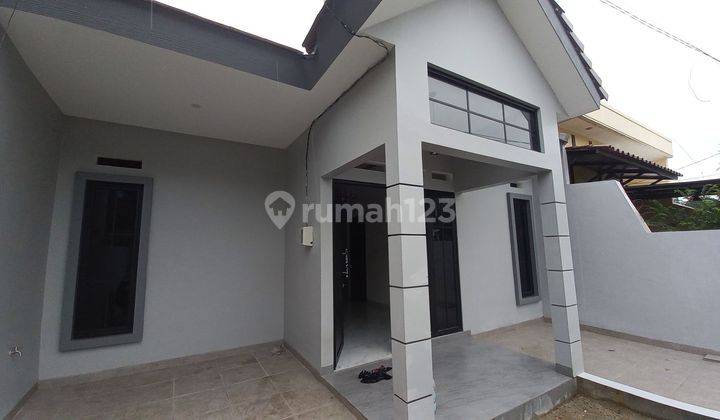 Rumah LT 144 SHM 15 menit ke The Breeze BSD City Siap Renovasi Dibantu KPR J28344 1