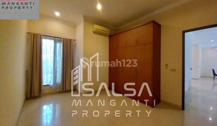 Disewakan Cepat Rumah Cantik Asri Furnish Bangunan 1 Lantai Harga Rp.550 Juta Dekat Sekolah Internasional Dan Resto.dan Cafe Area Kemang Dalam Dekat Pejaten Barat Dan Ampera Jeruk Purut Dan Cipete Area Kemang Jakarta Selatan 2