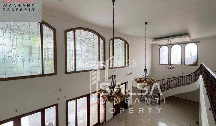 Disewakan Rumah Luxury Area Selong Senopati Dekat Mabes Dan Blok Dan Siap Huni Harga Rp. 3 M An Scbd Selong Senopati Kebayoran Baru Jakarta Selatan 2