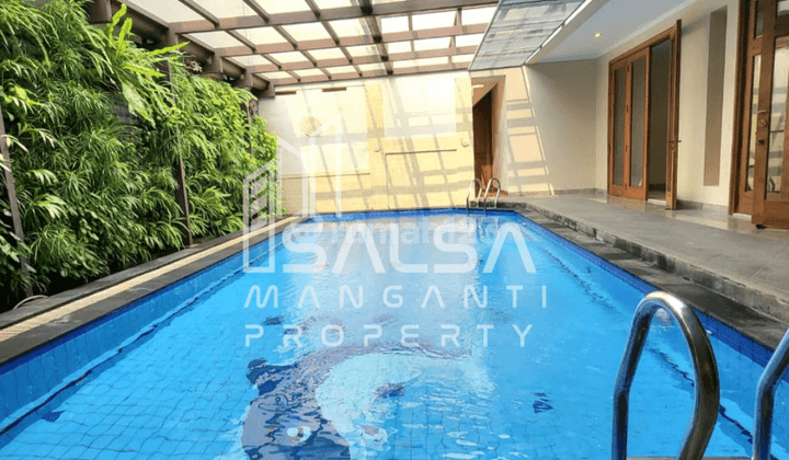Disewakan Cepat Rumah Cantik Asri Bangunan 2.lantai Harga Rp.550 Juta Lokasi Dekat Sekolah Internasional Siap Huni Area Kemang Cipetejakarta Selatan 1