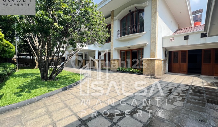 Disewakan Rumah Luxury Area Selong Senopati Dekat Mabes Dan Blok Dan Siap Huni Harga Rp. 3 M An Scbd Selong Senopati Kebayoran Baru Jakarta Selatan 1
