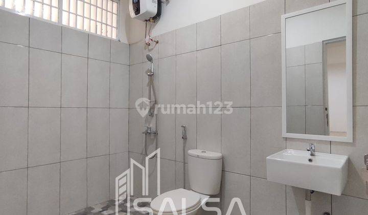 Disewakan Rumah Murah Harga Rp.275 Juta Bisa Kantor Dan Kapasitas Bisa 10 Mobil Siap Huni Area Kemang Jakarta Selatan 2