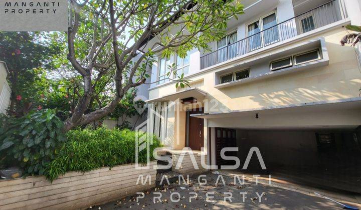 Disewakan Cepat Rumah Modern Siap Huni Area Senopati Dekat Senayan.dan Scbd Dan Perbelanjaan Harga Rp.780 Juta Area Senopati Kebayoran Baru Jakarta Selatan 1