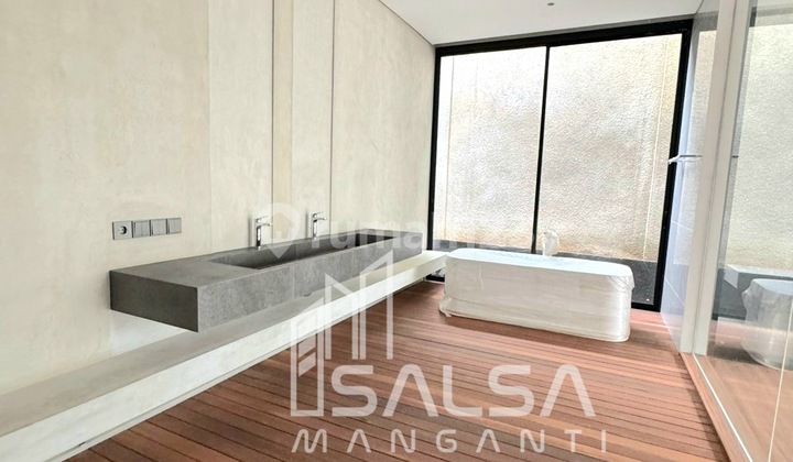 Disewakan Rumah Mewah Cantik Asri Siap Huni Harga Rp.850 Juta Lokasi Strategis Area Ampera Kemang Jeruk Purut Jakarta Selatan 2