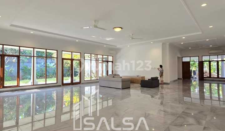 Disewakan Rumah Cantik Bangunan 1 Lantai Bisa Kantor Dan Tempat Tinggal Tanah Luas Harga 600 Jutaan Lokasi Prime Area Dekat Sekolah Internasional Dan Cafe Dan Area Expat Dan Kedutaan Dan Pejabat Area Kemang Jakarta Selatan 2
