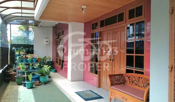 Rumah 2 Lantai SHM Jl. Mentari Bandung 2