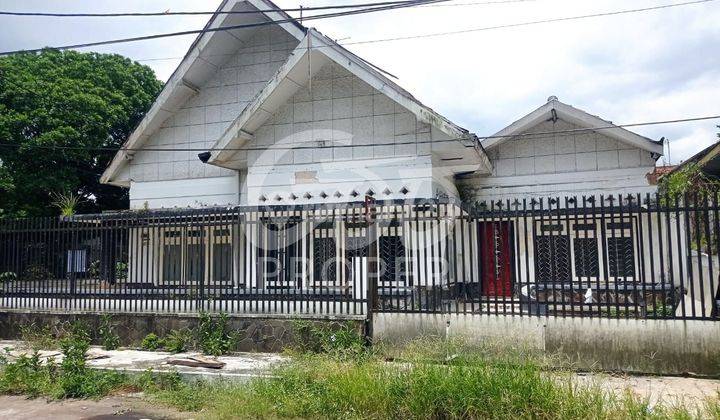 Rumah Hook Disewakan di Jl Belitung Klojen Kota Malang 1