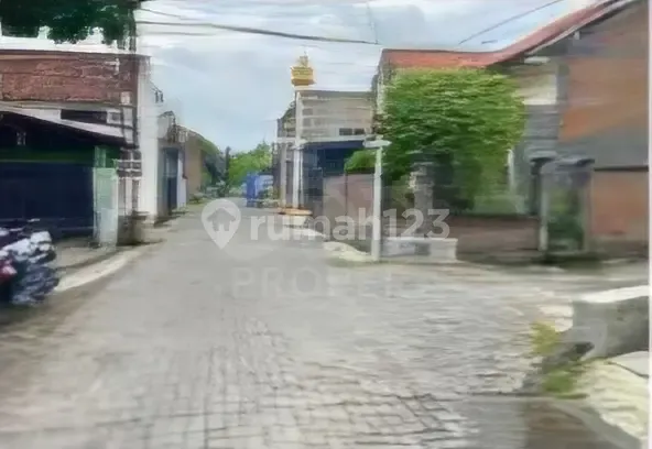 Sell Ready-to-Live House on Jl. Tlogo Timur, Pedurungan Area, Semarang, Central Java 2