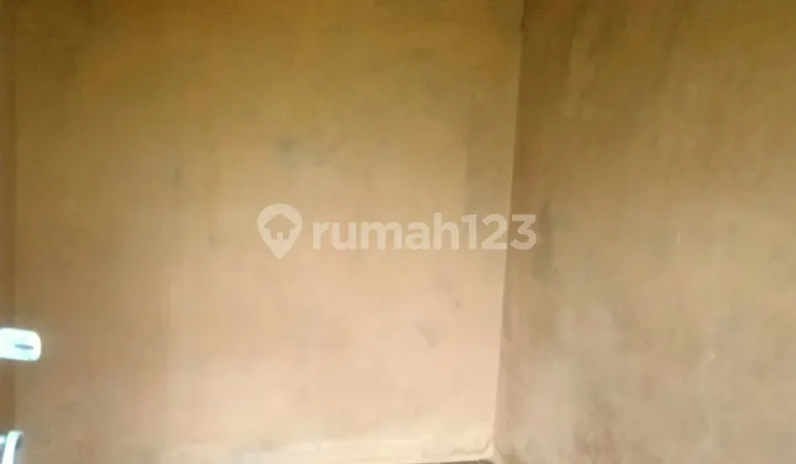 Sell Cheap House Near Sawahan Surabaya Shopping Area 2