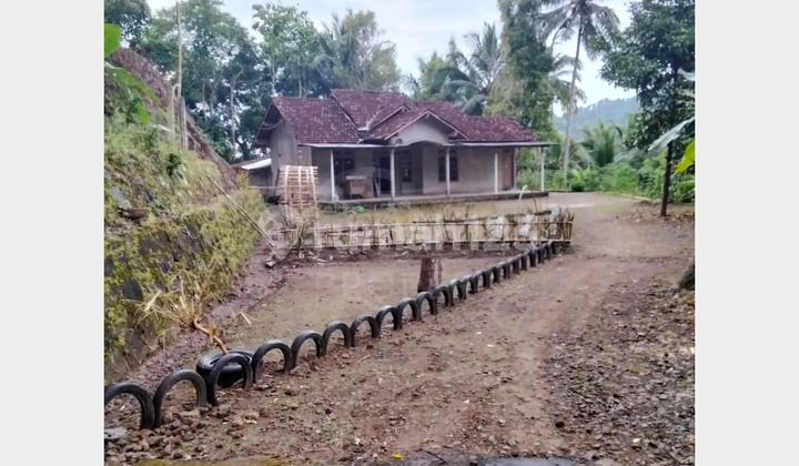 (Turun Harga) Jual Rumah Daerah Kedunggupit Samigaluh Yogyakarta