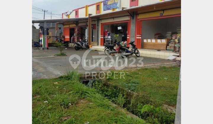 Strategic SHM Shop House in Central Cikarang, Bekasi 1