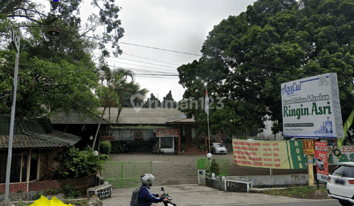 Dijual Ruang Usaha Luas SHM di Jl. Soekarno Hatta Malang 11