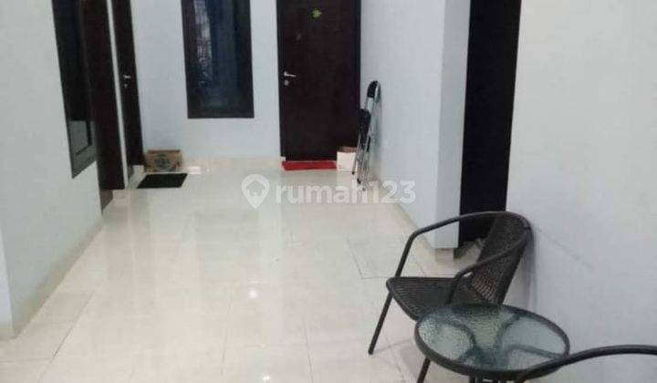 ruang tamu dijual rukost 2 lantai di