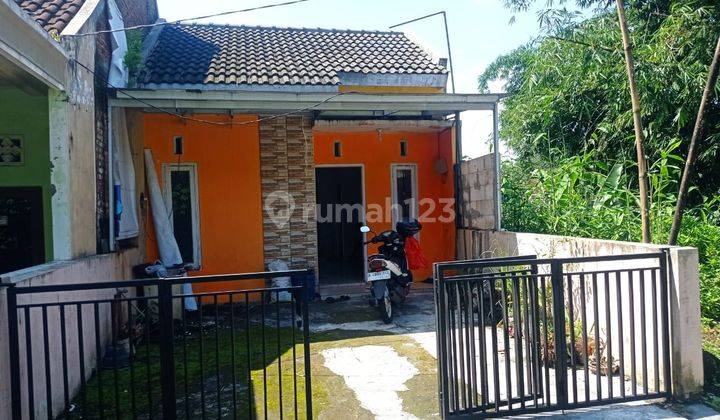 Sewa Rumah Bagus Unfurnished di Jl. Genitri, Malang 2