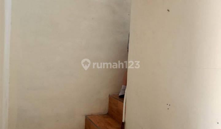 Rumah 2 Lantai under 500 Jt di Jl. Karang Empat , Surabaya 2