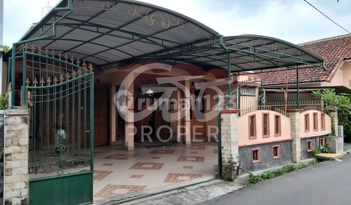 Rumah Nyaman 2 Lantai SHM di Jl. Palagan Ngaglik, Sleman Rumah Nyaman 2 Lantai SHM di Jl. Palagan Ngaglik, Sleman