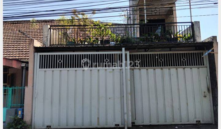 Rumah 2 Lantai Bagus di Jl. Hamid Rusdi, Malang 1