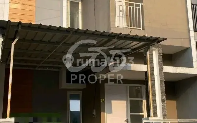 Siap Huni, Rumah, 2 Lantai dan Kolam Renang, SHM, di Dau Kab. Malang