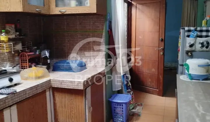 Jual Rumah 2 Lantai SHM di Jl. Masjid Pondok Gede, Bekasi 2