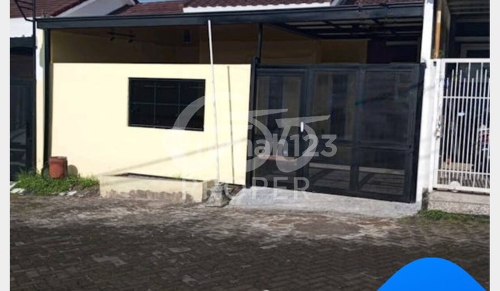 Rumah Minimalis SHM di Perumahan Village One Sukun, Malang Kota
