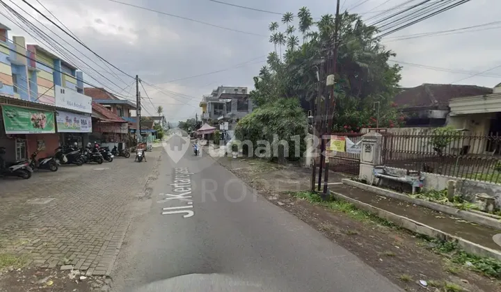 Rumah Jual Nyaman di Jl. Kertarejasa Singosari Malang Jawa Timur 2