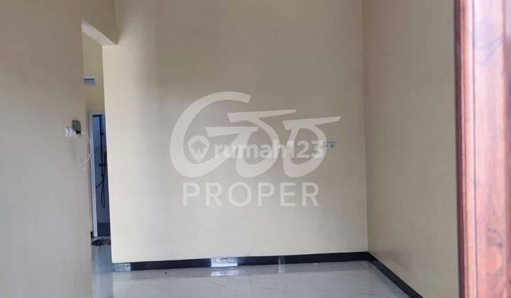 Rumah Jual 2 Lantai SHM di Kalirejo Lawang, Malang 2
