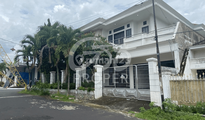 Rumah Mewah Dijual di Jl. Sihabu Habu Pisang Candi Sukun Malang 1