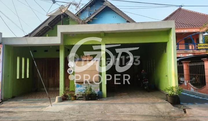 Dijual Rumah 2 Lantai di Jl Teluk Pelabuhan Ratu Blimbing Kota Malang Dijual Rumah 2 Lantai di Jl Teluk Pelabuhan Ratu Blimbing Kota Malang
