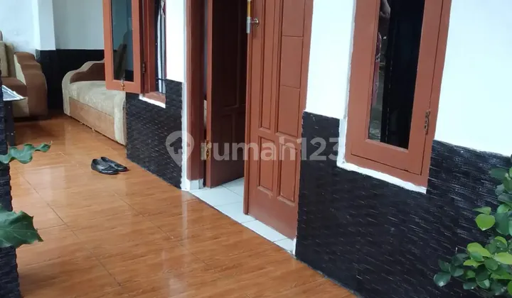 For Sale House Needs Minimal Renovation Semi Furnished SHM Bumi Ciampea, Bogor 2