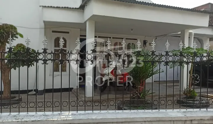 For Sale Ready-to-Occupy House in Merjosari Lowokwaru Near Gajayana University, Malang City 2